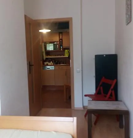 Πανσιόν Guest
